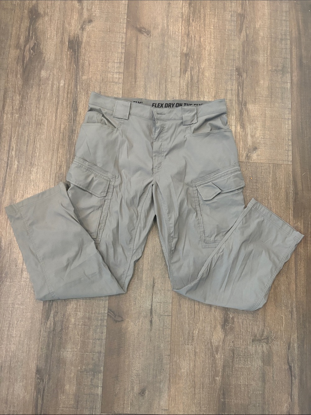 Duluth Trading Co Light Gray Men's Cargo Pants